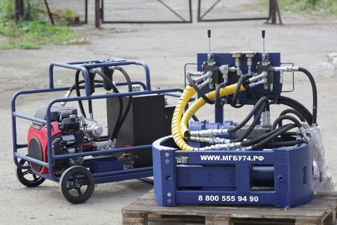 Бестраншейный метод прокладки, установка направленного прокола УГБУП-74 mini, 