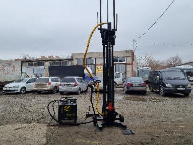 Малогабаритная буровая установка, техническое решение для выполнения буровых работ в ограниченных пространствах