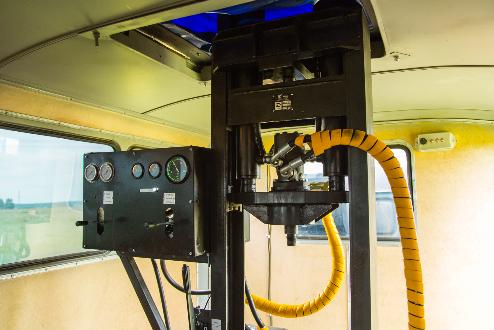 ряда инженерно-геологических показателей, глубины залегания кровли скальных и крупнообломочных пород, сопротивления грунта под сваей, степени уплотнения и упрочнения насыпных и намывных грунтов, Оборудование для статического зондирования, установки статического зондирования (УСЗ), ГОСТ 19912-2012, Статическое зондирование