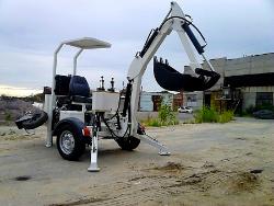 Новый прицепной мини-экскаватор Vega-3000